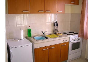 Croatia Privát Slatine, Exterior